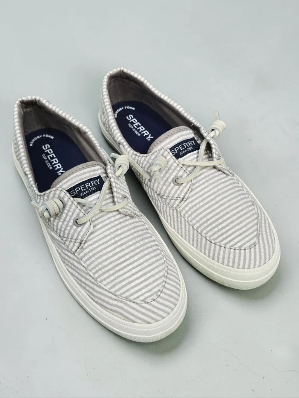 Sperry Crest Vibe Seerucker Grey White Spriped Womens Canvas Boat Shoes Size 8